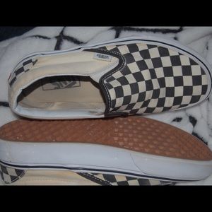 Checkered vans COMES W ORIGINAL BOX